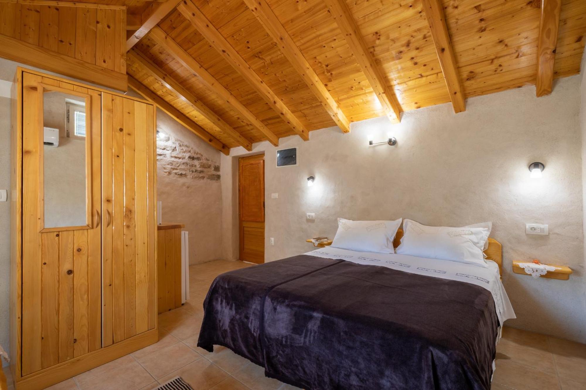 Apartmán Stone House Harmony Zrnovo Exteriér fotografie